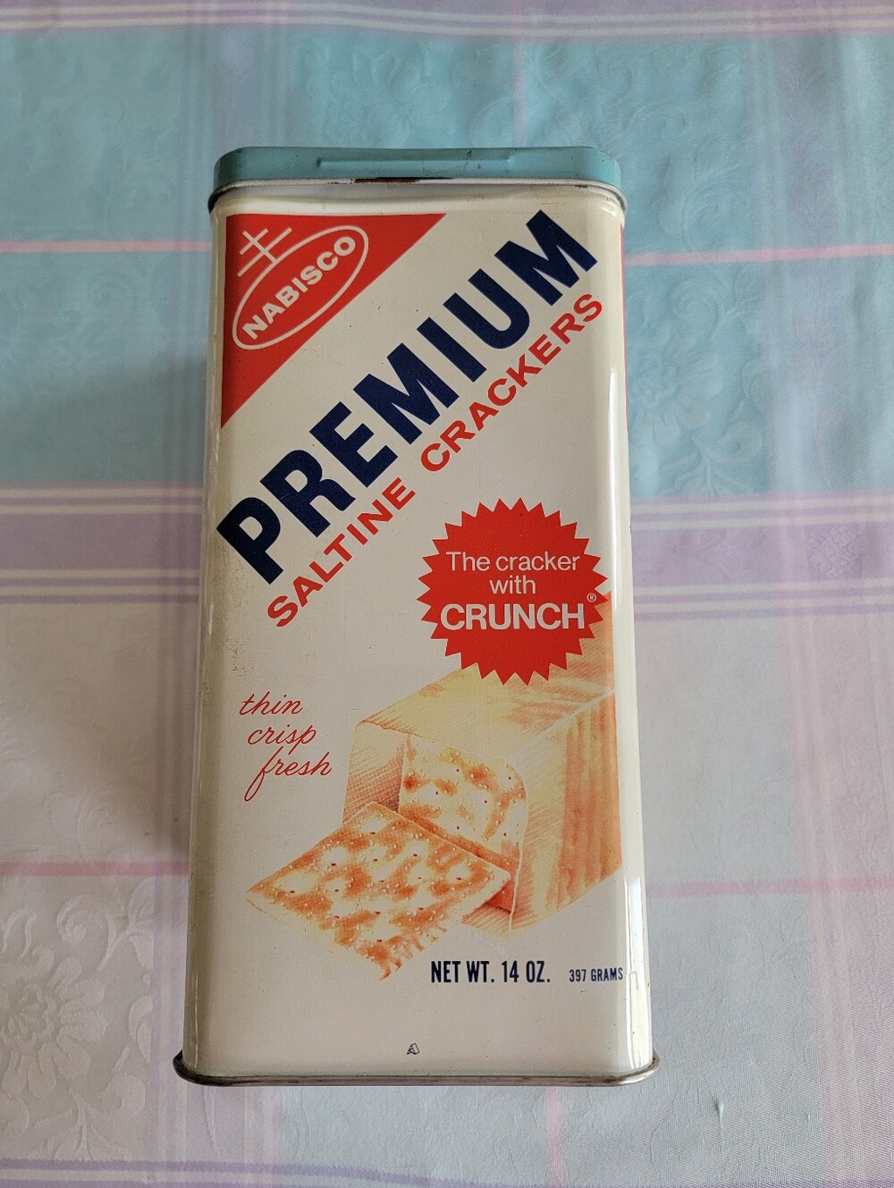 Vintage 1969 Nabisco Premium Saltine Crackers metal tin canister